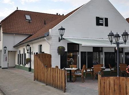 Hotel Restaurant Twee Weert Esterno foto
